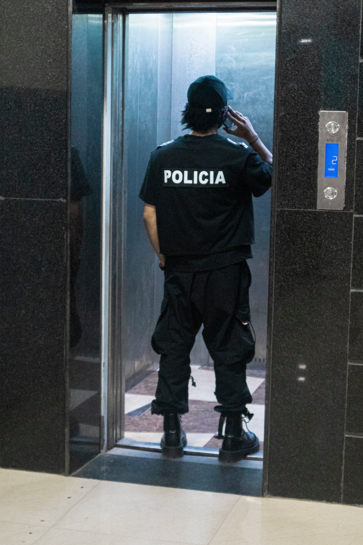 POLICIA DOUBLE LAYER TEE | UNISEX